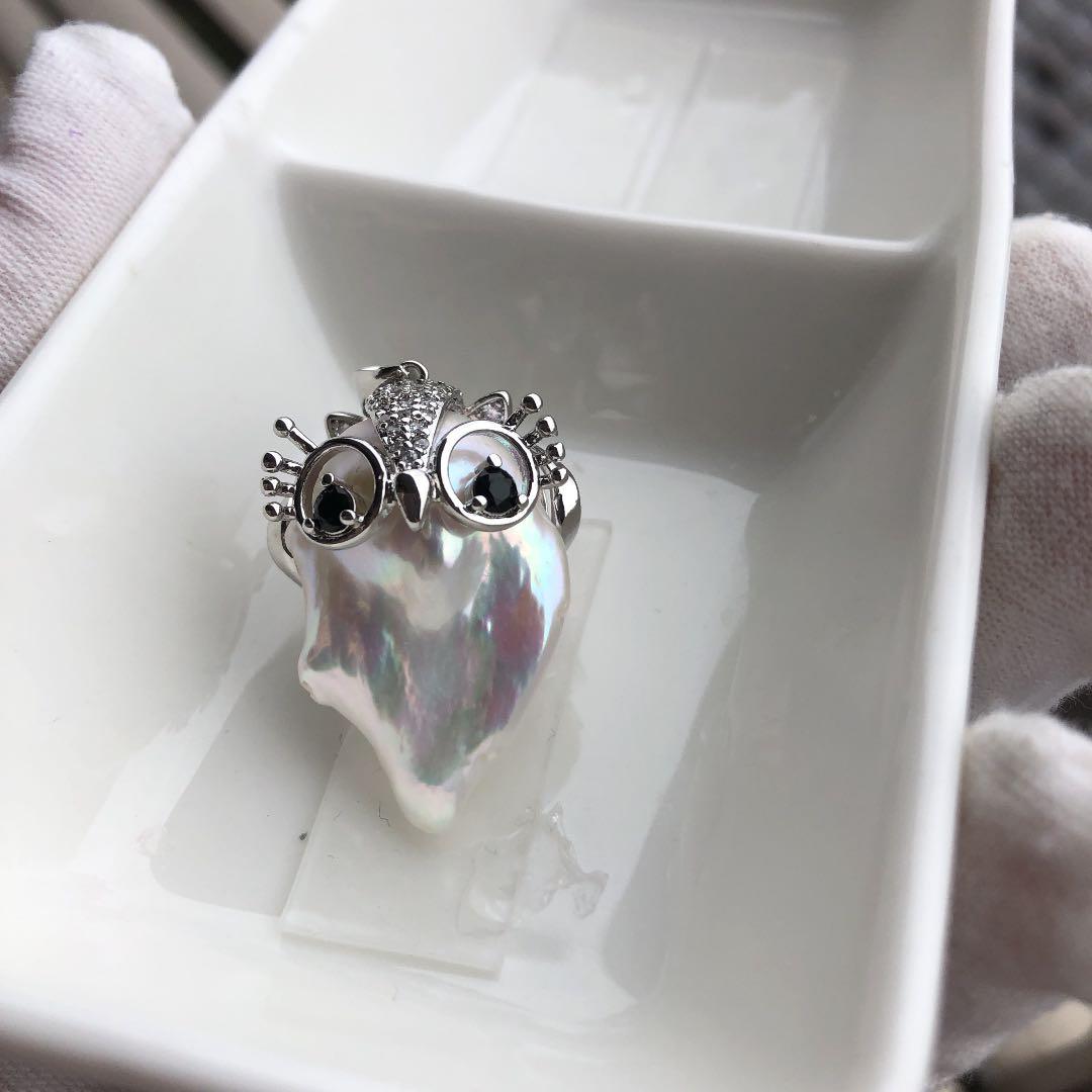 白系虹色　本真珠淡水バロックパール　フクロウ　ネックレス　ペンダントトップ