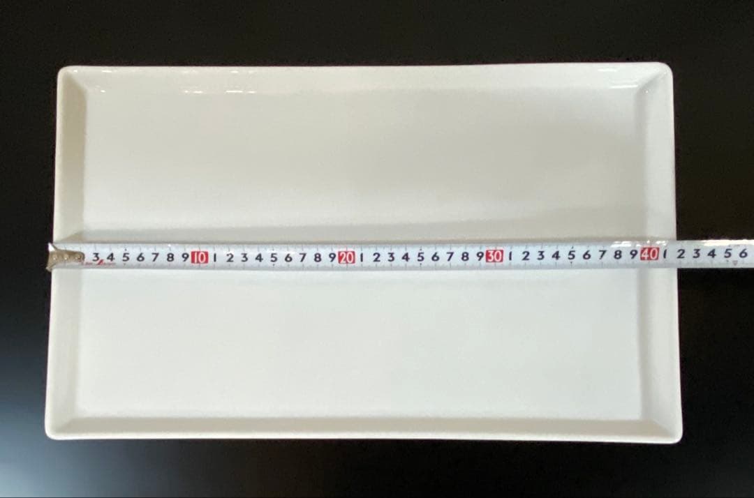 Crate & Barrel CB2 シンプルな白い長方形の大皿　4枚