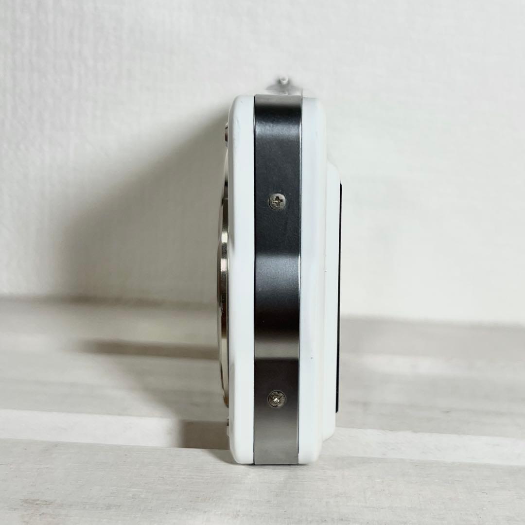 CASIO EXILIM EX-S100 ホワイト　デジカメ