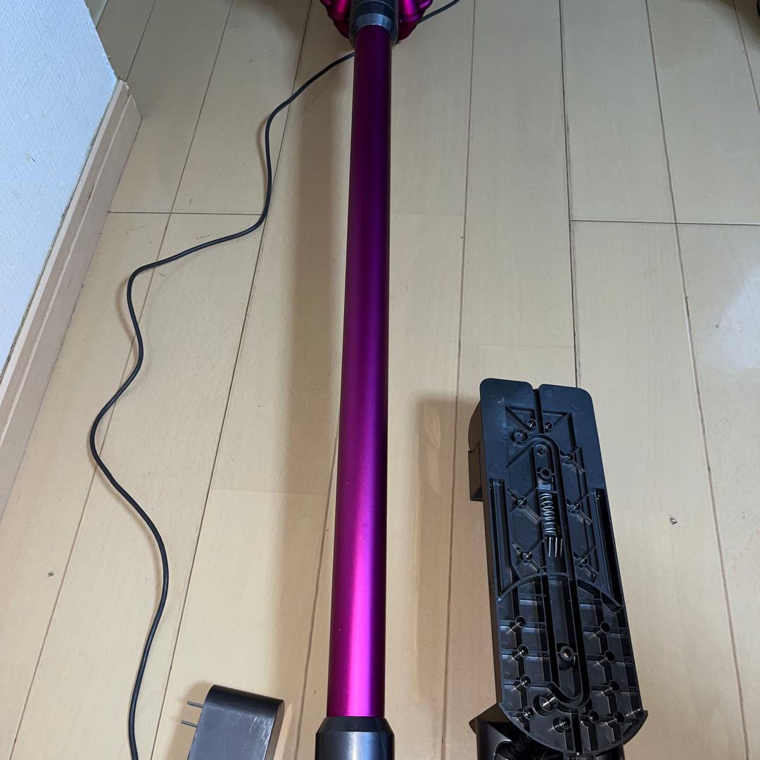 ￼送料込　美品　dyson DC62ハンディ&スティック　二刀流　充電器その他