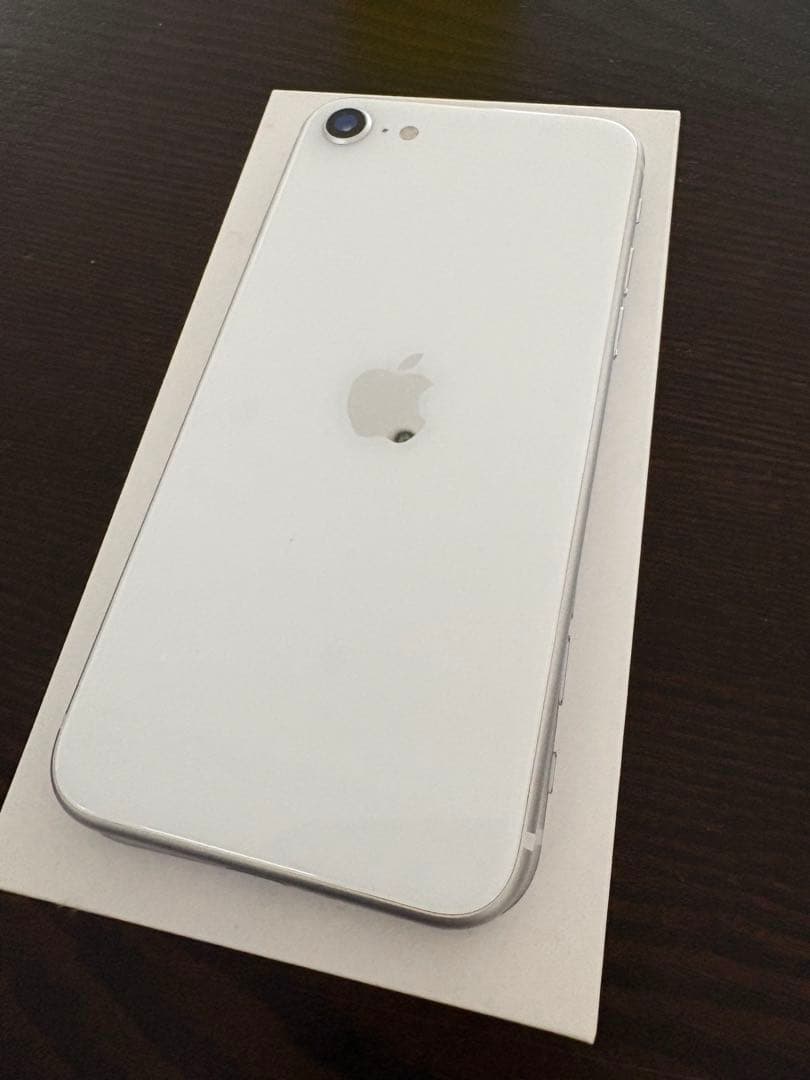 Apple iPhone SE (第2世代) 64GB ホワイト　美品