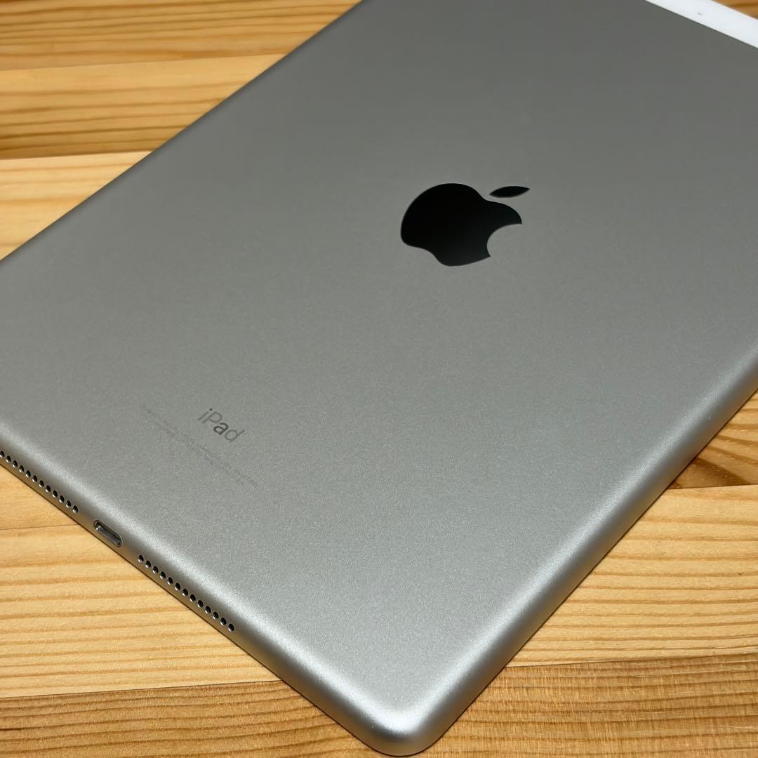 ト*タ様 iPad 第五世代 32GB セルラーモデル 53809