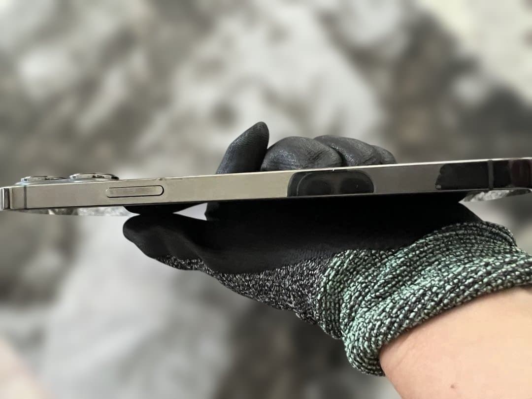 む*ん様 iPhone13プロマックス　グラファイト