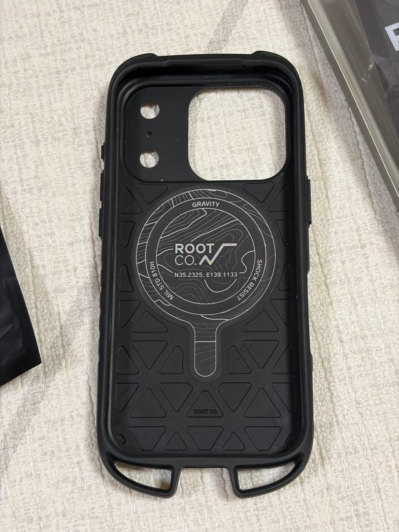 BRIEFING iPhone 17 pro ROOT CO. ケース