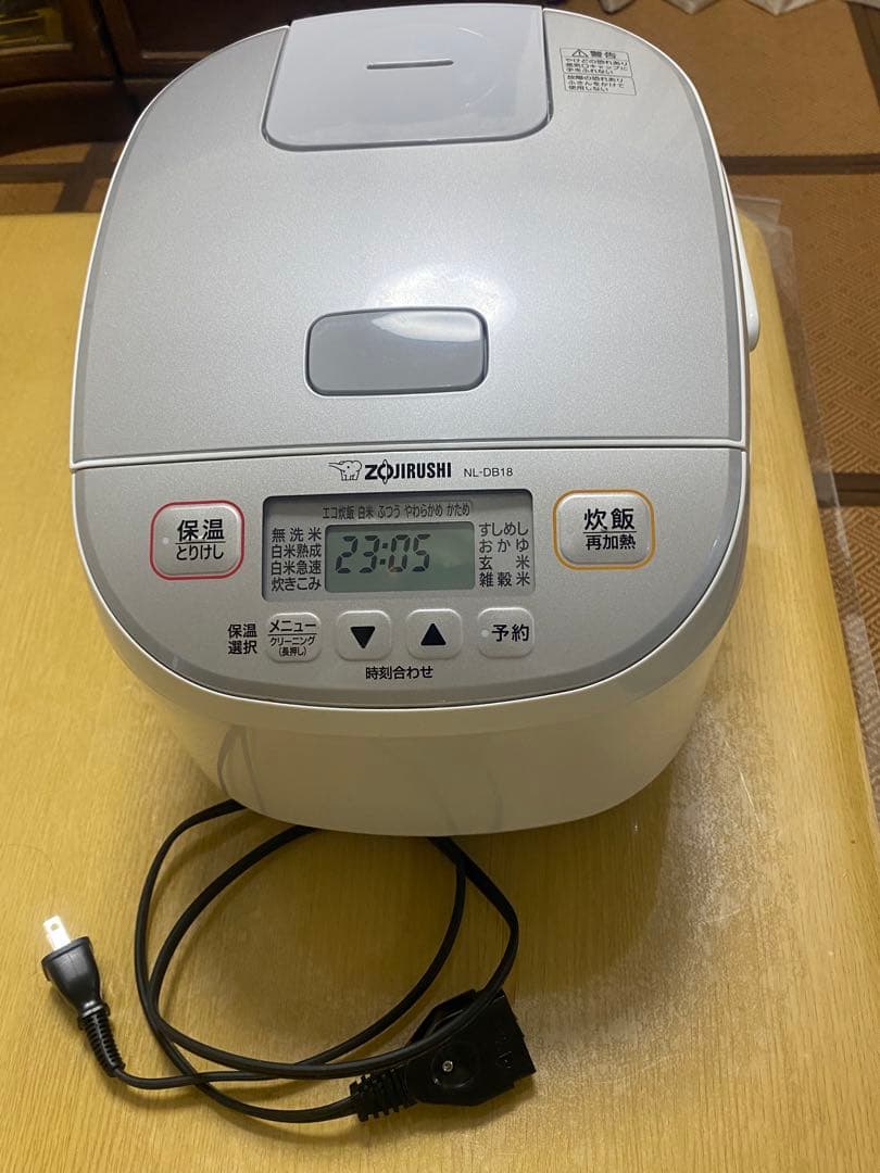 象印 NL-DH18 炊飯器 ホワイト　10合炊き