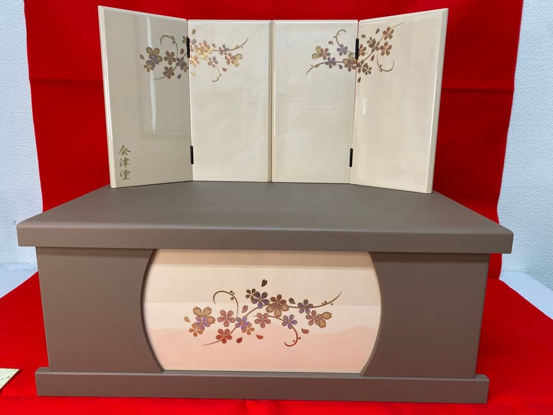 雛人形　会津塗り収納セット・人形工房　道翠・間口約５５×奥行約３５×高さ約４９㎝