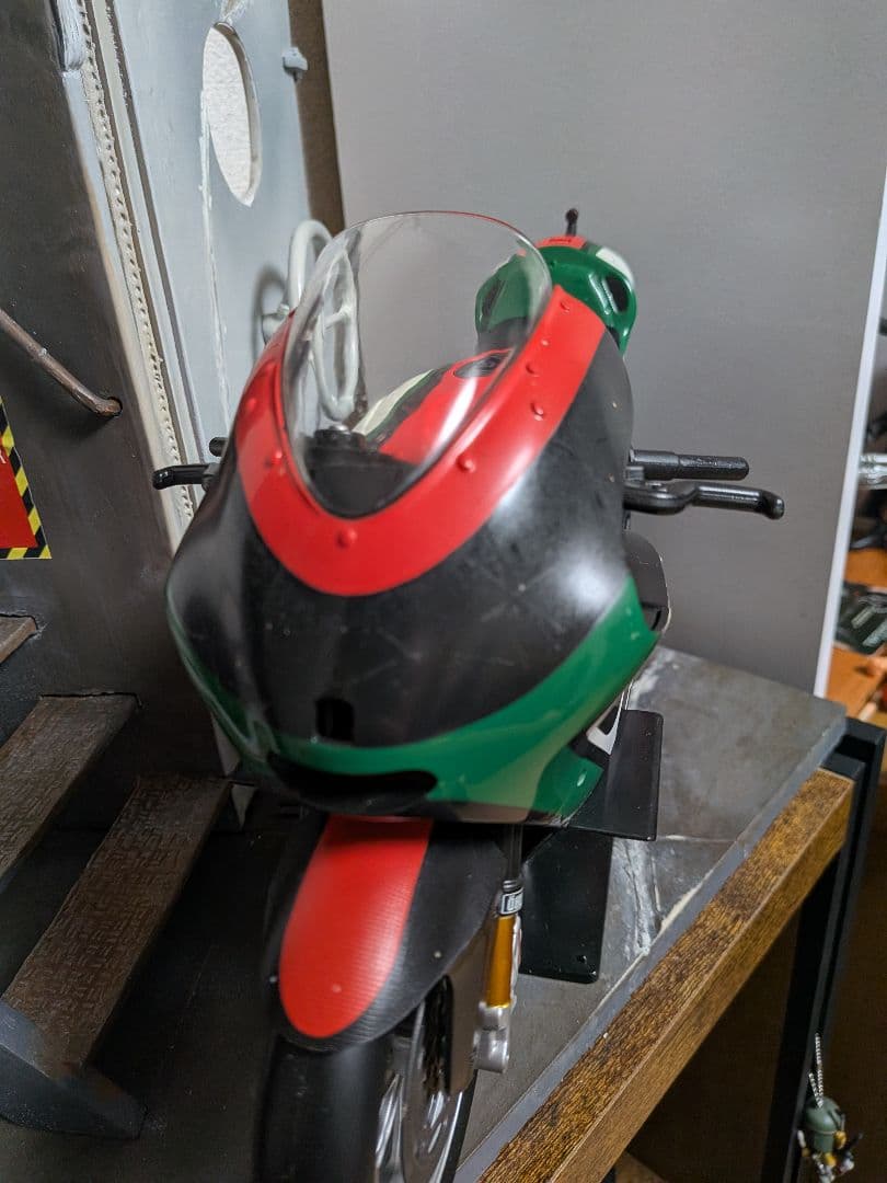 モデルカー ミニカー　1/6 ドゥカティ モーターサイクル バイク