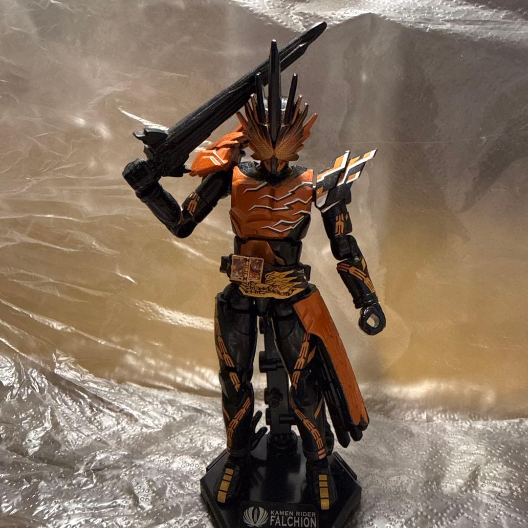 仮面ライダー装動 フィギュア 2体デザストセット ファルシオン＋デザスト