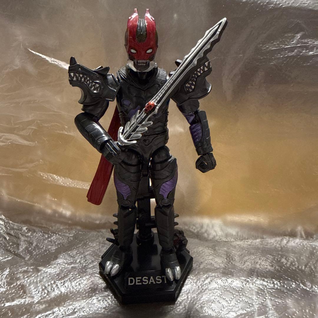 仮面ライダー装動 フィギュア 2体デザストセット ファルシオン＋デザスト