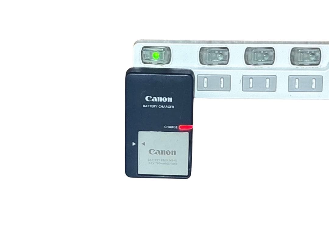 Canon IXY 600F デジカメ　パープル　液晶左側日焼け　左下黒線あり