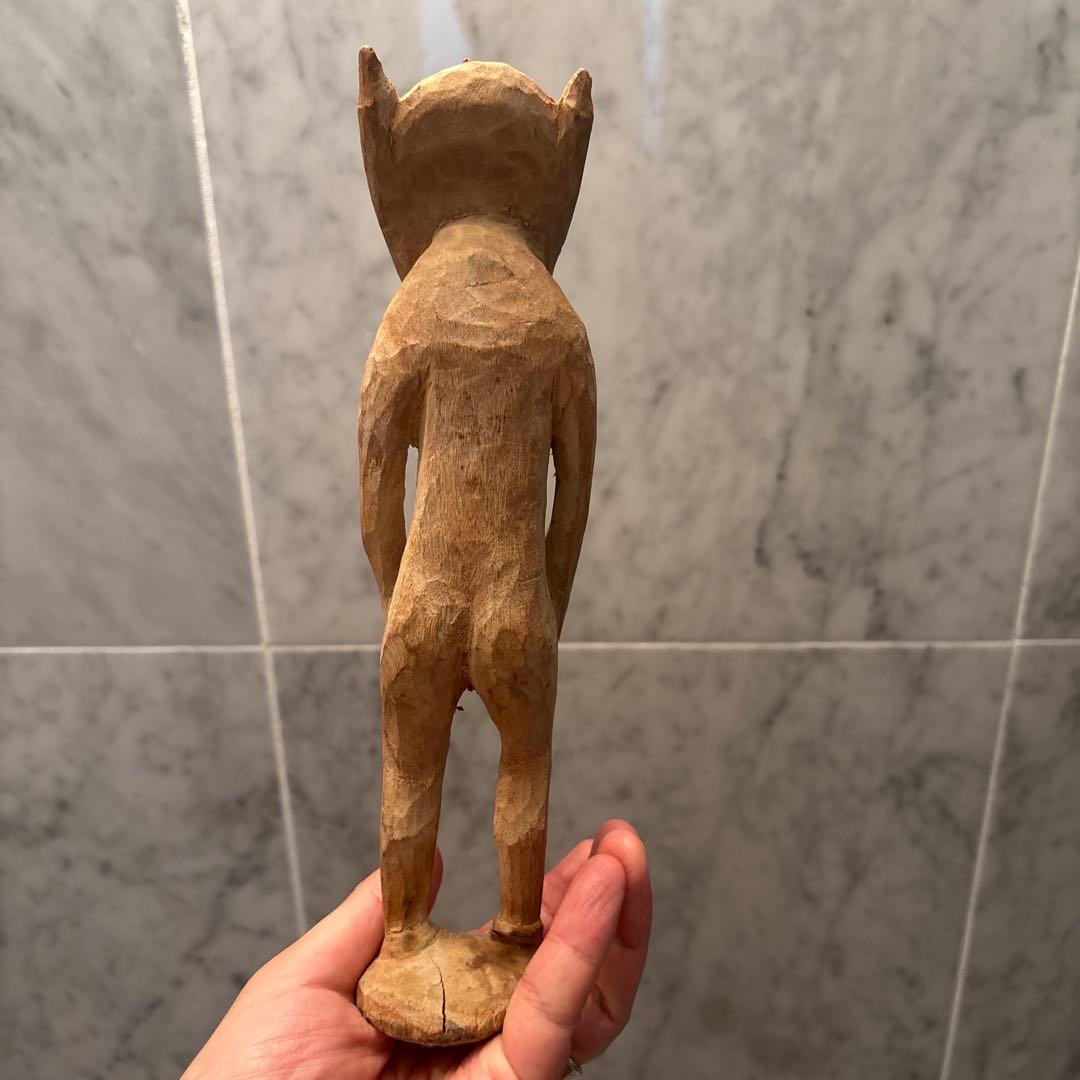 西アフリカビンテージ　モダンアートにも通ずる美しいデザインプリミティブアート木彫