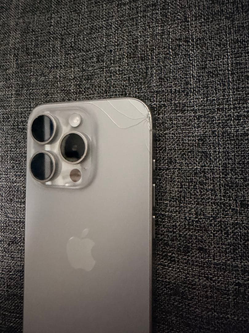 Apple iPhone15 Pro ナチュラルチタニウム SIMフリー