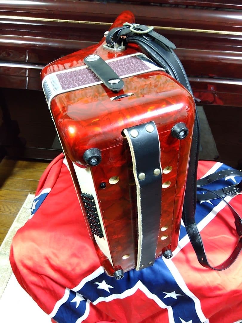 【即演奏可】TOMBO T32 アコーディオン 整備簡易調律済（同機種２号機）