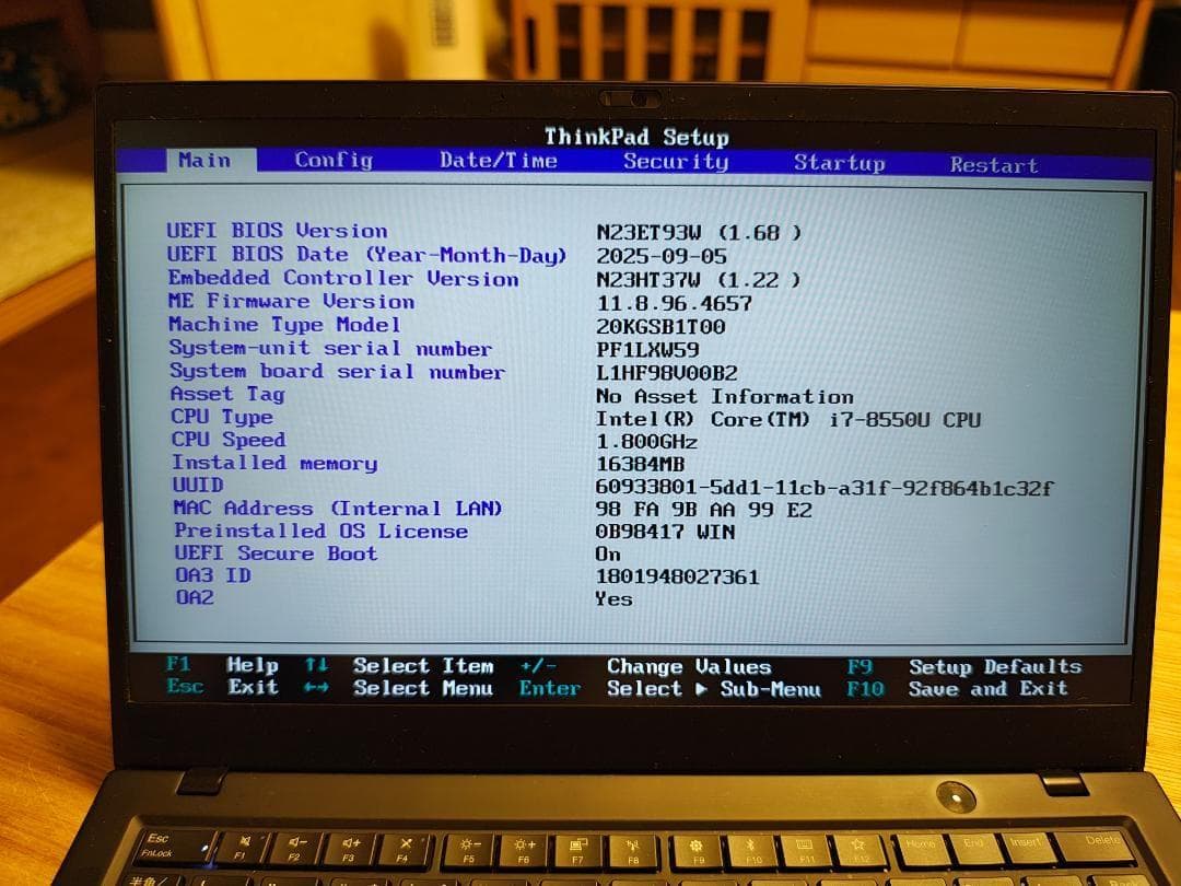 Windowsノート本体 ThinkPad X1 Carbon 6th (i7/16GB/512GB)