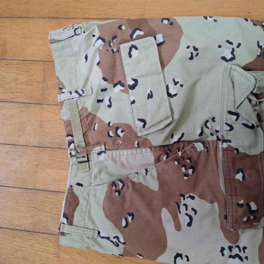 米軍実物　 未使用　BDUパンツチョコチップカモサイズM-R Tシャツサービス