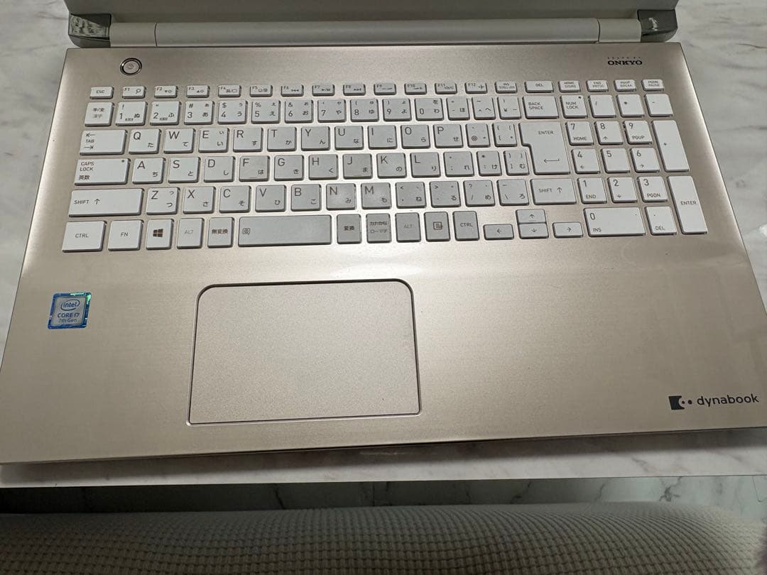 希少色Win11高年式Corei7-7500U＆SSD/メモリ8G/無線/カメラ