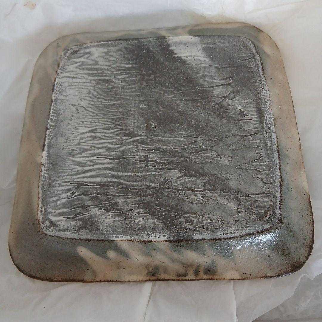 インザムード　陶器皿 四角形 25x25　楕円形　37x20　木製サーバー2本