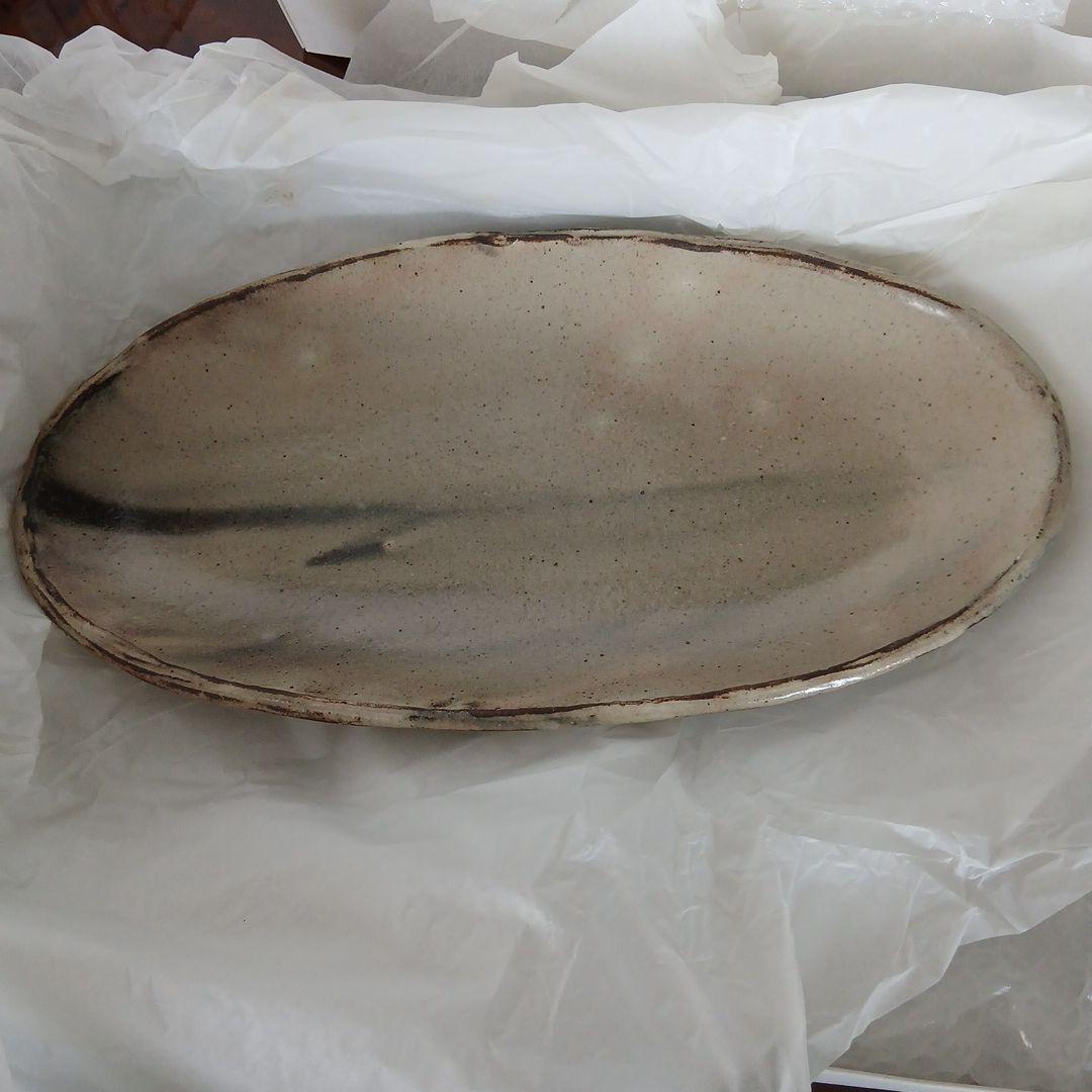 インザムード　陶器皿 四角形 25x25　楕円形　37x20　木製サーバー2本