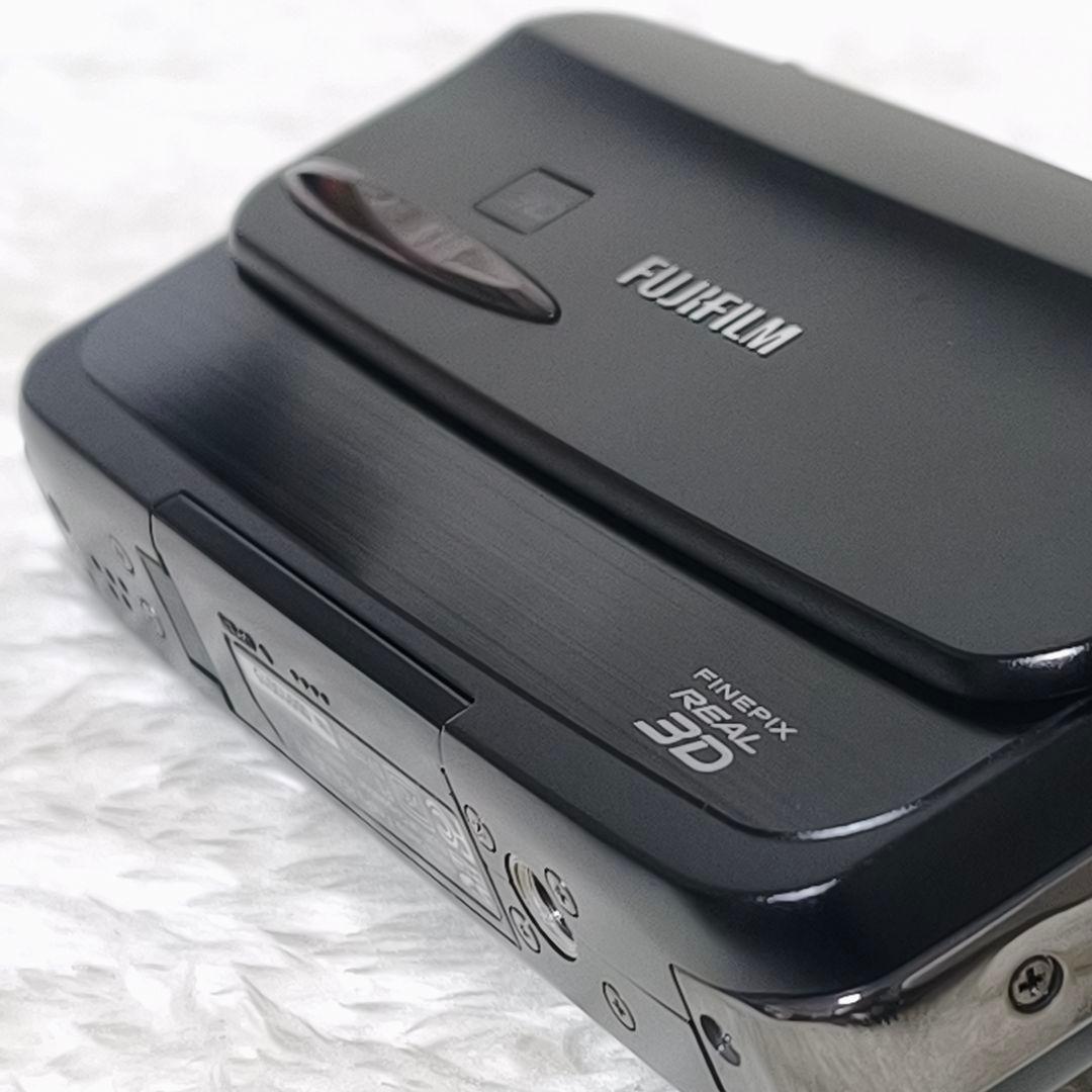 極美品✨FUJIFILMFinePix REAL 3D W3 デジカメ 付属品