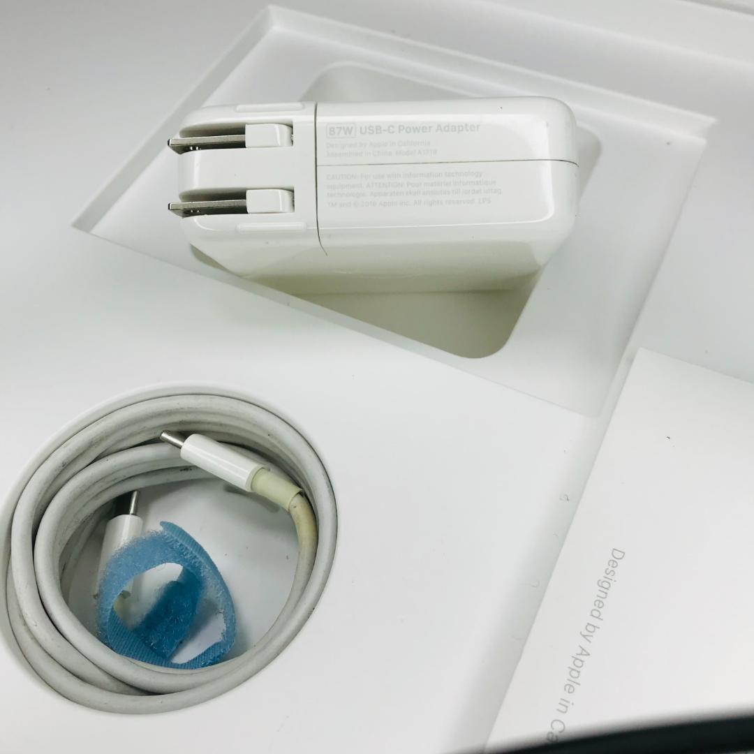 P88) MacBook Pro 15 i7 16G 500G 充/箱付