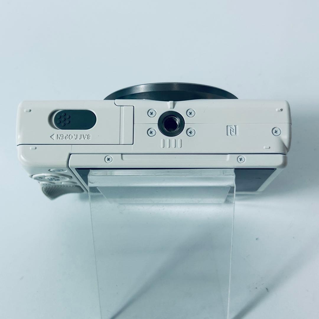 ☆極美品☆ Canon EOS M100 ダブルズームレンズキット