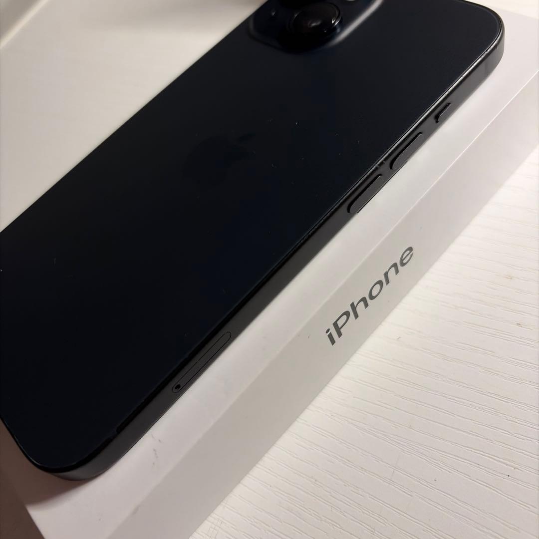 iPhone 15 128GB ブラック SIMフリー 極美品
