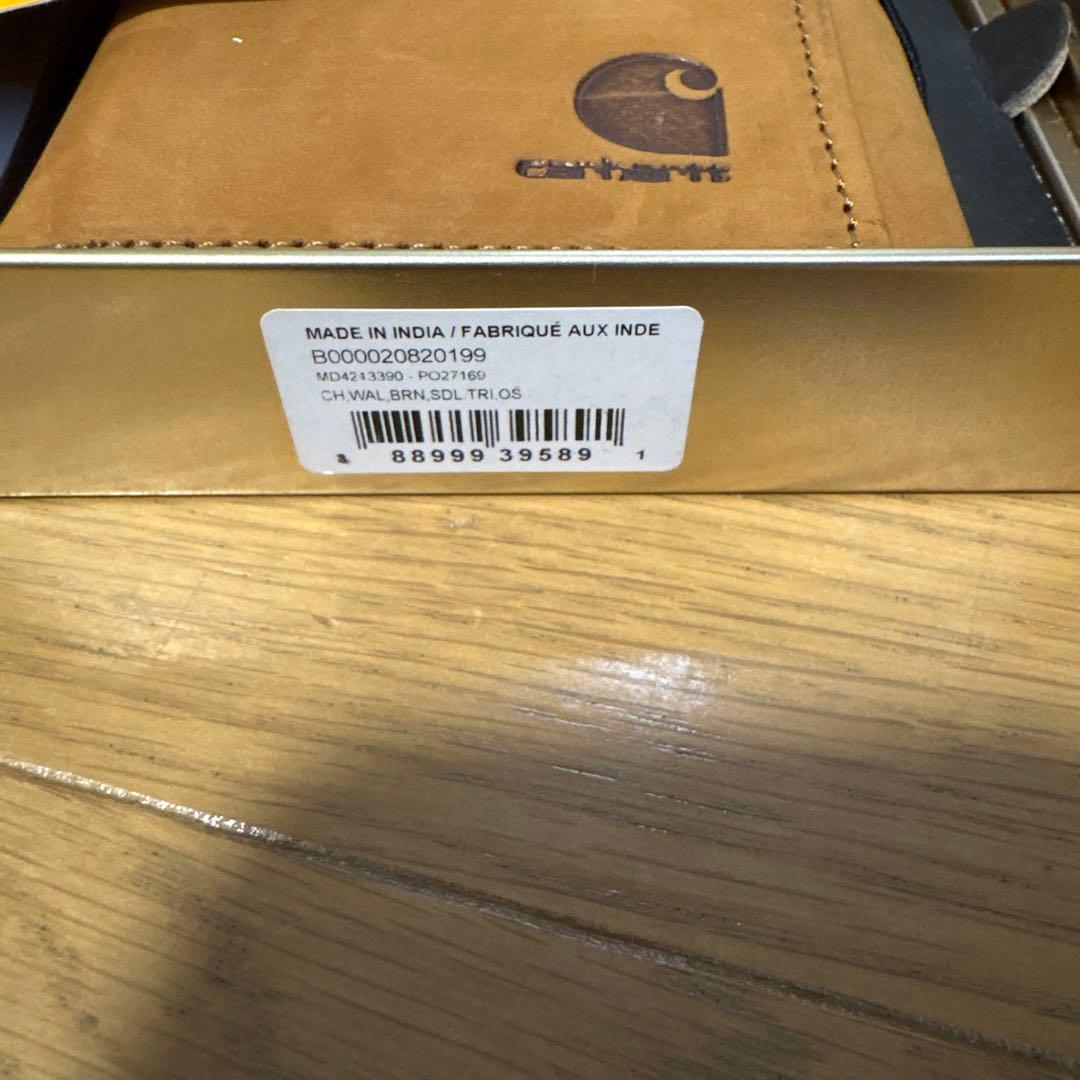 Carhartt WW0208 サドルレザー三つ折り財布　カーハート　メンズ