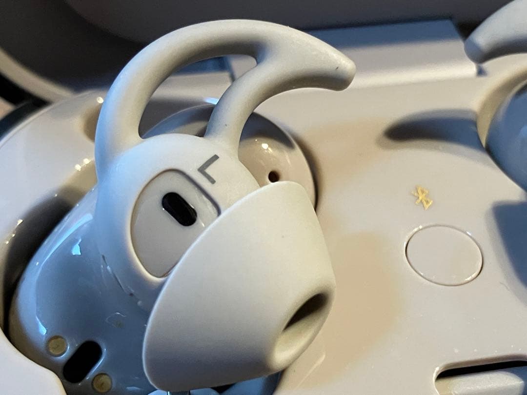 BOSE QuietComdort Earbuds ボーズ　ワイヤレスイヤホン