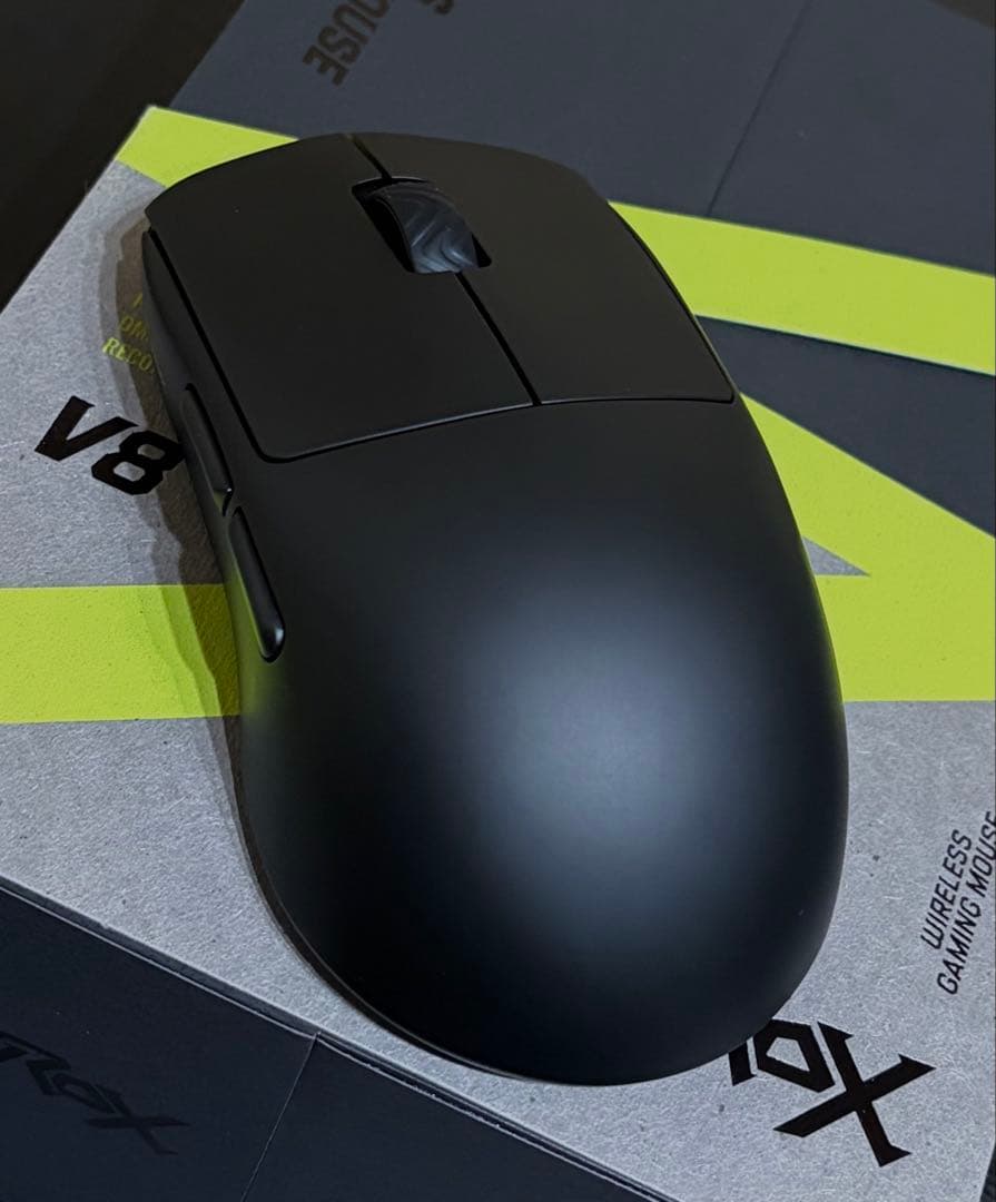 Scyrox V8 BLACKワイヤレスゲーミングマウス 本体