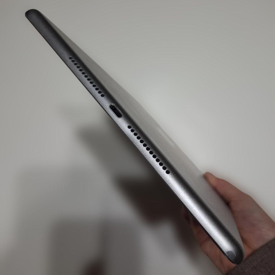 Apple iPad (第5世代) 128GB A1822