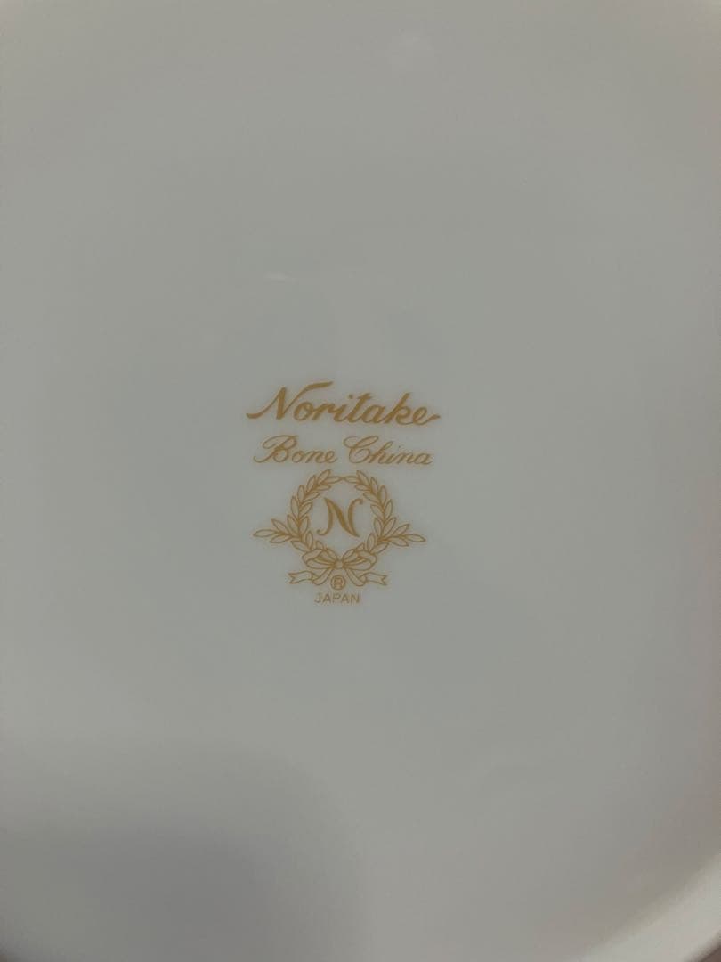 ノリタケ　ケーキスタンド