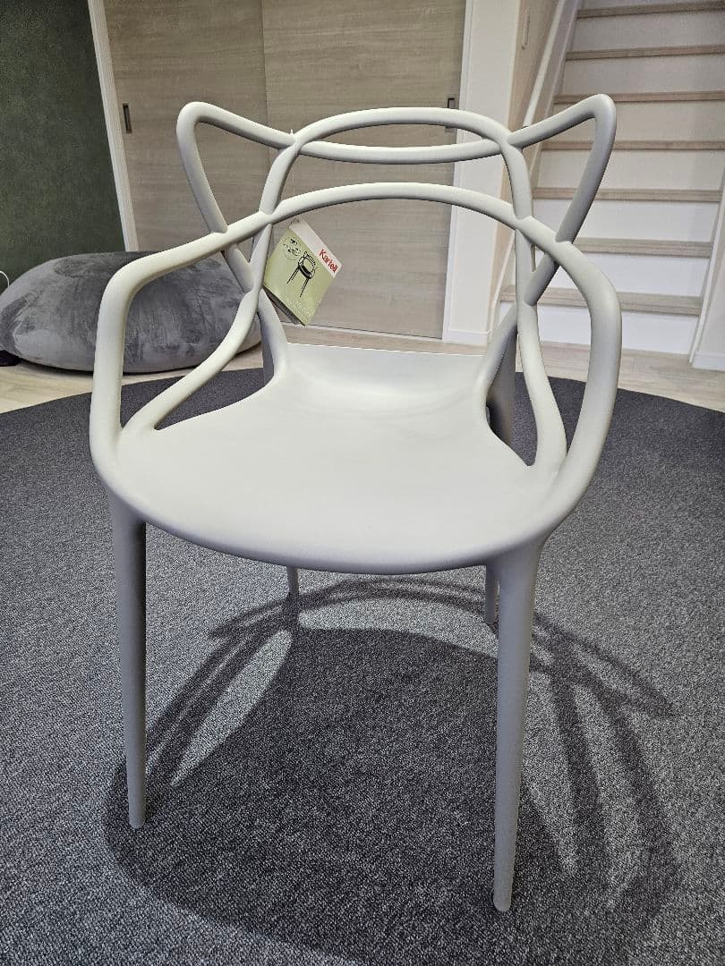 カルテル マスターズチェア グレー