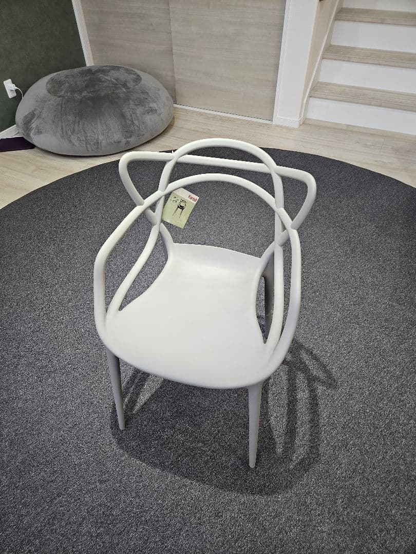 カルテル マスターズチェア グレー