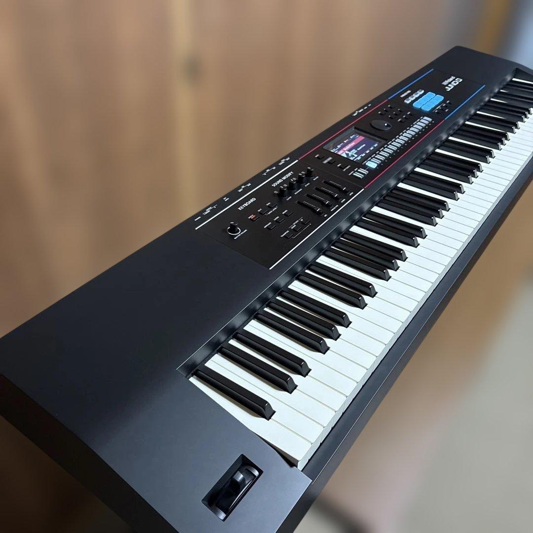 Roland JUNO-D8 シンセサイザー【ペダル付き】