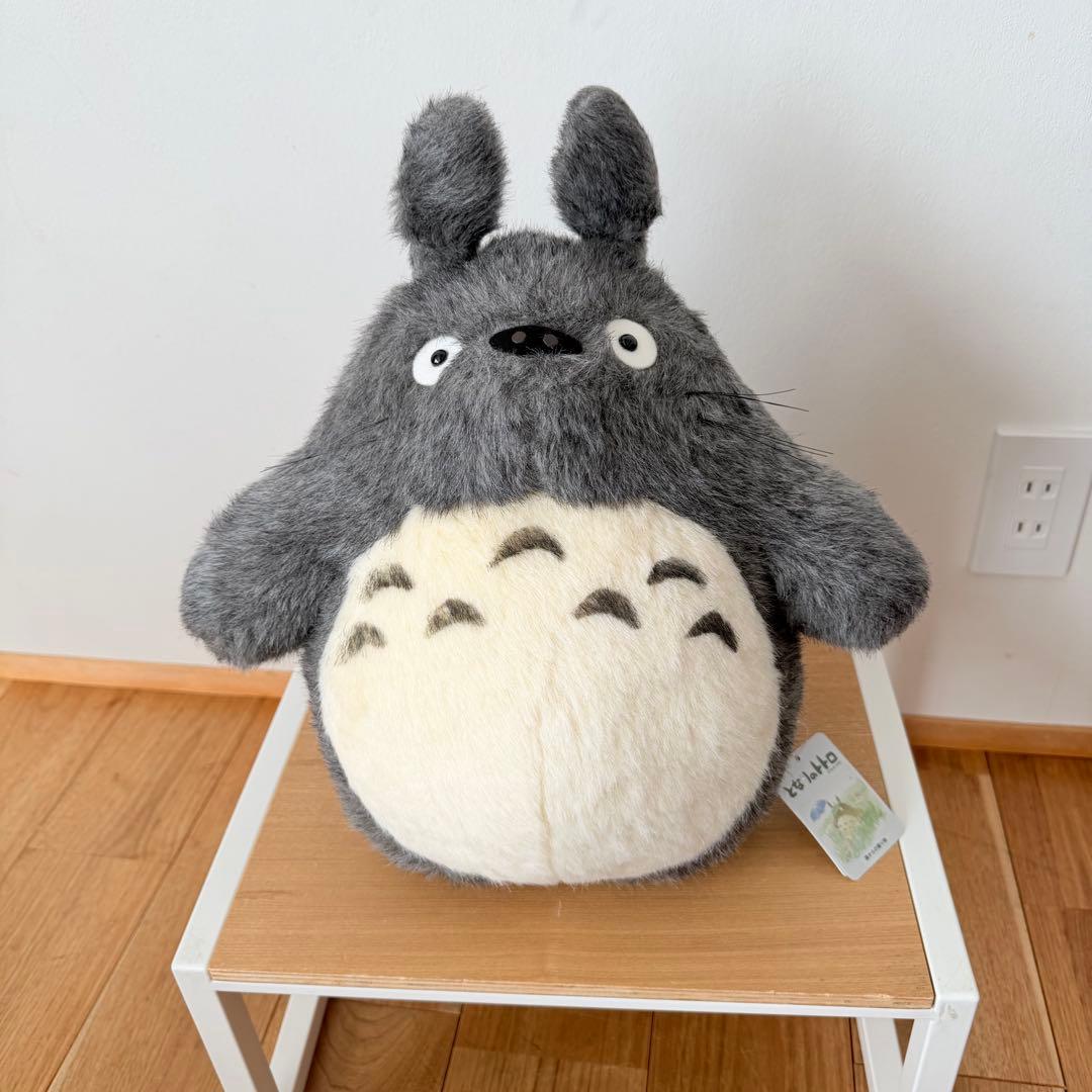 【新品タグ付き美品】となりのトトロ　ぬいぐるみ　L 　森からの贈り物　サンアロー