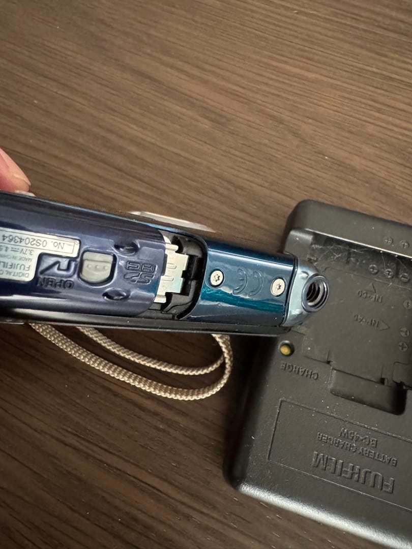 FUJIFILM FINEPIX XP コンパクトデジタルカメラ