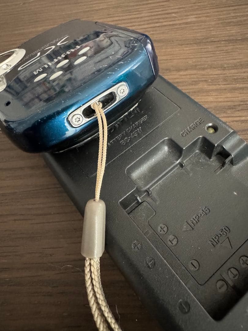 FUJIFILM FINEPIX XP コンパクトデジタルカメラ
