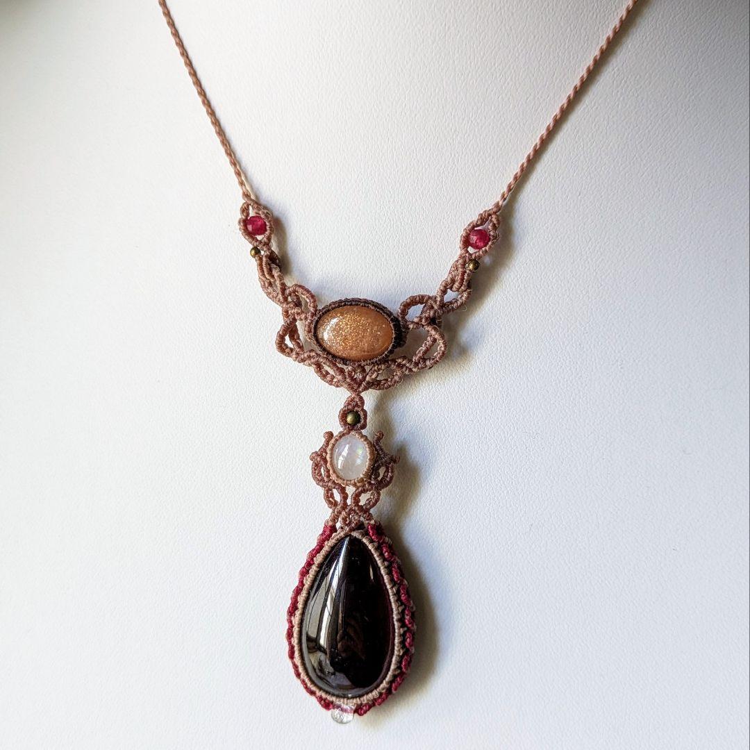 1248マクラメハンドメイドネックレス