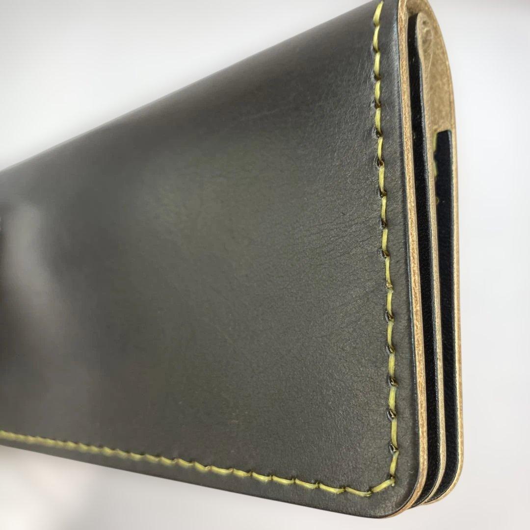 【無骨×上質】丘染めブラック／ミドルトラッカーウォレット 折らずにお札収納