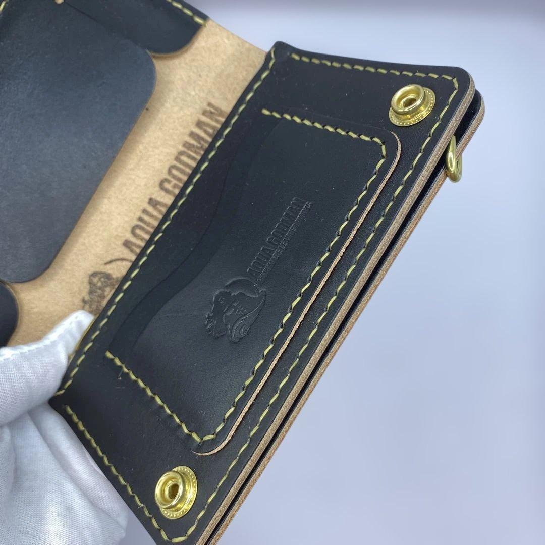 【無骨×上質】丘染めブラック／ミドルトラッカーウォレット 折らずにお札収納