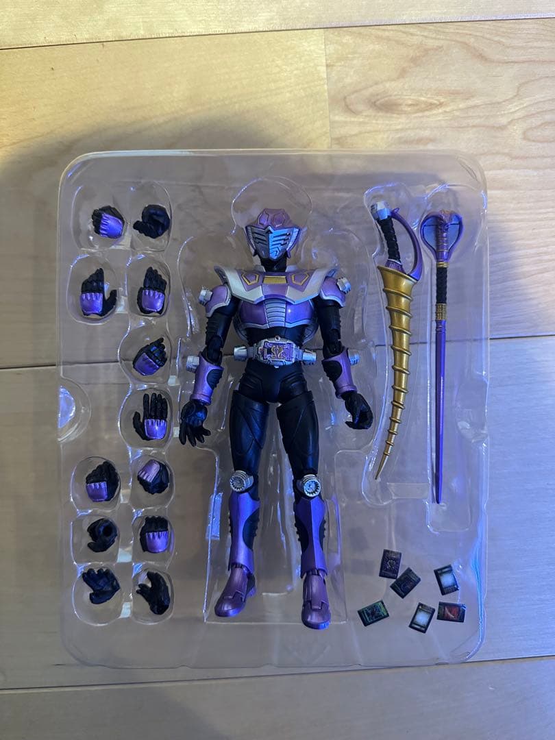 S.H.Figuarts 仮面ライダー王蛇