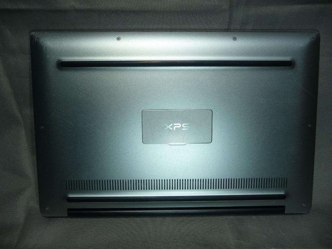 Windowsノート本体 DELL XPS13 9350