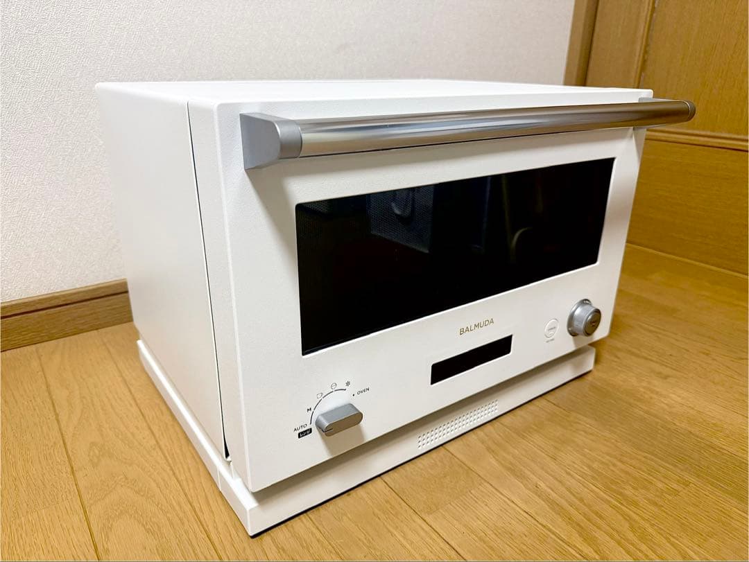 【美品】バルミューダ　オーブンレンジ K04A-WH 2022年製