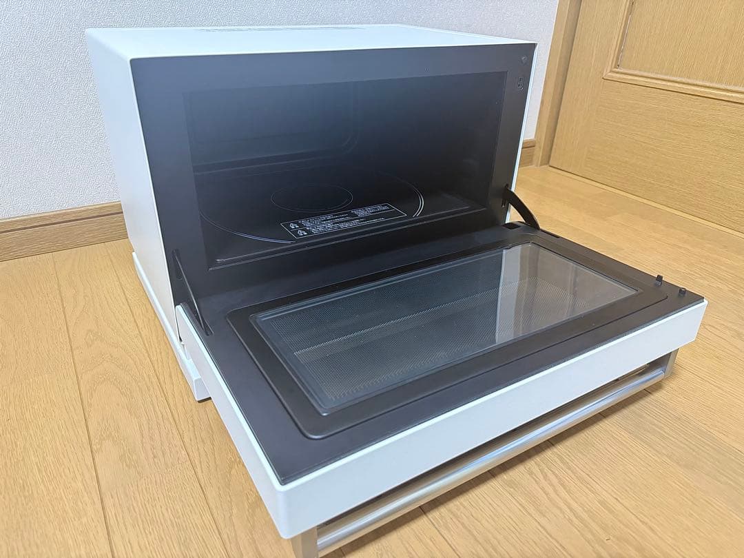 【美品】バルミューダ　オーブンレンジ K04A-WH 2022年製