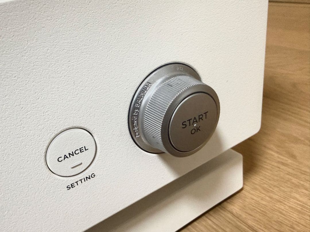 【美品】バルミューダ　オーブンレンジ K04A-WH 2022年製