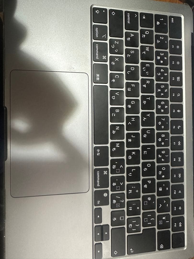 Apple MacBook Air (M2, 2022) 箱、充電器付き