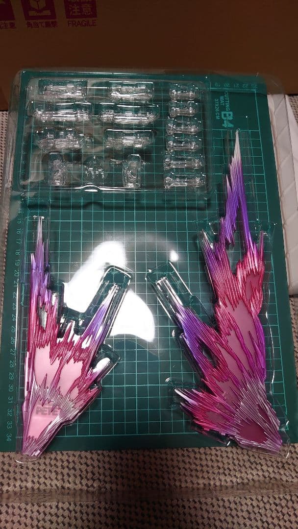 LBUILD デスティニーガンダム WING OF LIGHT