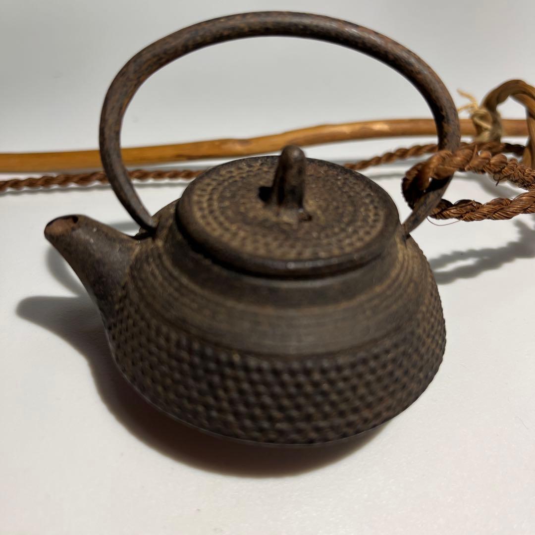 自在鉤 囲炉裏 古民家 木製魚 鉄瓶 火鉢 オブジェ