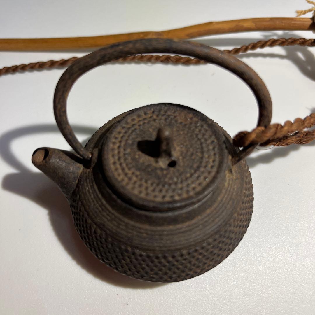 自在鉤 囲炉裏 古民家 木製魚 鉄瓶 火鉢 オブジェ