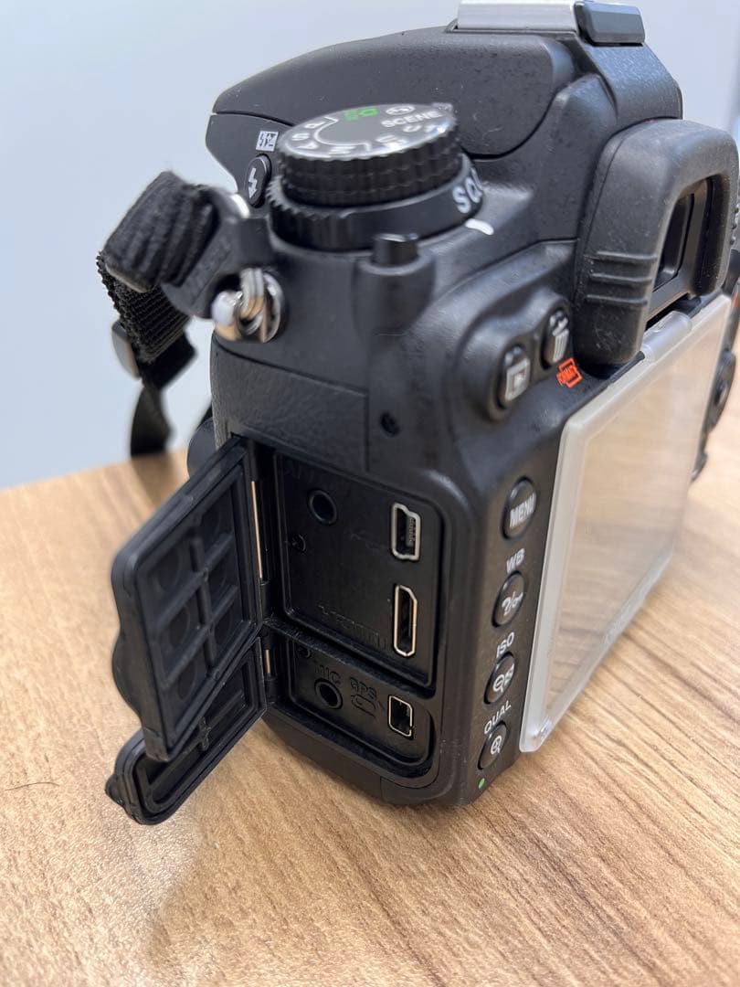 超美品！ ニコン Nikon D7000 ボディ